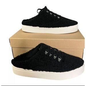 Lucky Brand Womens‎ Tolini Flat Slip On Black Sneaker Size 9.5M 41